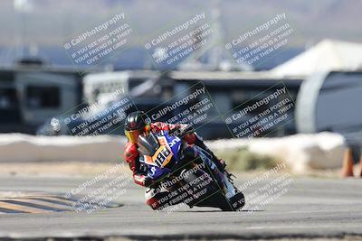 media/Oct-05-2025-CVMA (Sun) [[beeef4f201]]/Race 5-Amateur Supersport Open (Holeshot)/